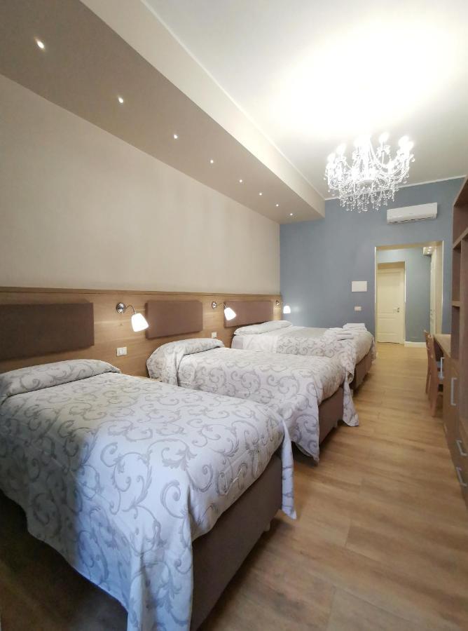 Opera Relais 85 Panzió Messina Kültér fotó